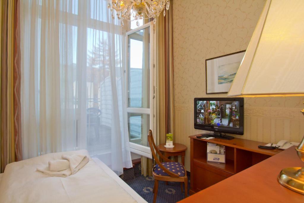 Single Room